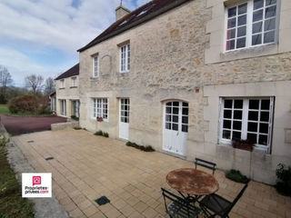  Maison � vendre 6 pi�ces 220 m�