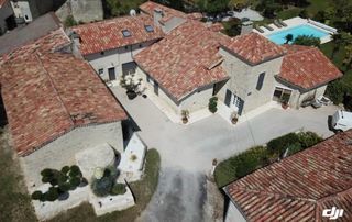  Maison � vendre 7 pi�ces 210 m�