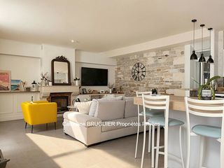  Maison � vendre 9 pi�ces 235 m�