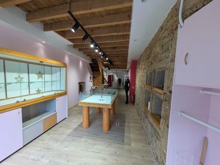  Immeuble � vendre 4 pi�ces 230 m�