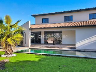  Maison � vendre 7 pi�ces 220 m�