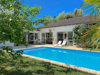  Maison � vendre 8 pi�ces 215 m�