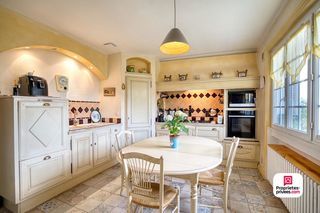  Maison � vendre 8 pi�ces 232 m�