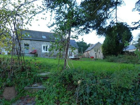   jolie long�re avec ses d�pendances sur 5656 m2 Maison - 6 pi�ce(s) - 75 m�