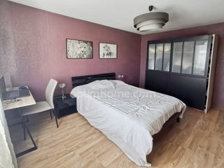  Maison � vendre 10 pi�ces 250 m�