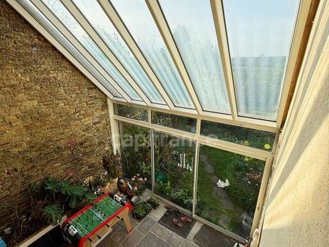   Maison en pierre de 252 m� � 8 pi�ces � Vue imprenable, cadre bucolique et calme absolu ! HOCQUIGNY Maison - 8 pi�ce(s) - 252 m�