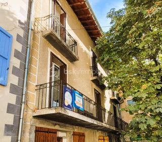  Immeuble � vendre 9 pi�ces 230 m�