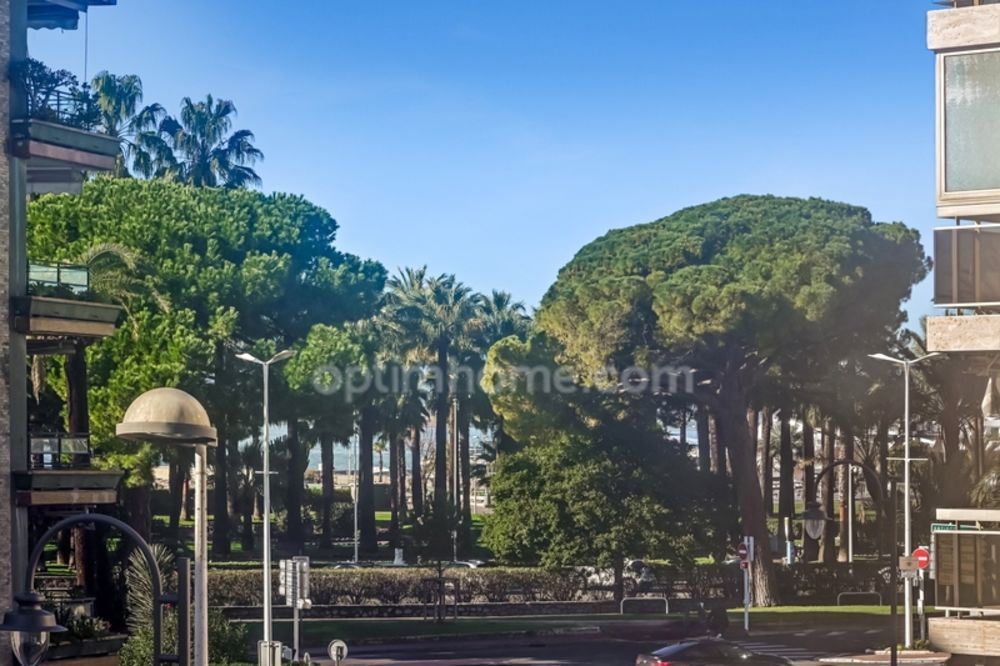 � vendre  Appartement Cannes (06400)