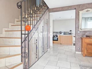  Villa � vendre 5 pi�ces 140 m�