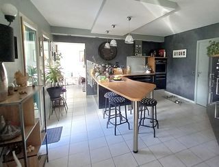  Maison � vendre 10 pi�ces 250 m�