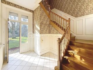  Propri�t�/ch�teau � vendre 10 pi�ces 335 m�