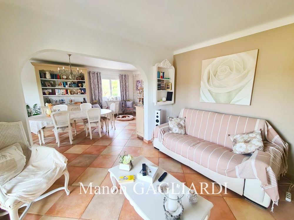 � vendre  Villa Sanary-sur-Mer (83110)