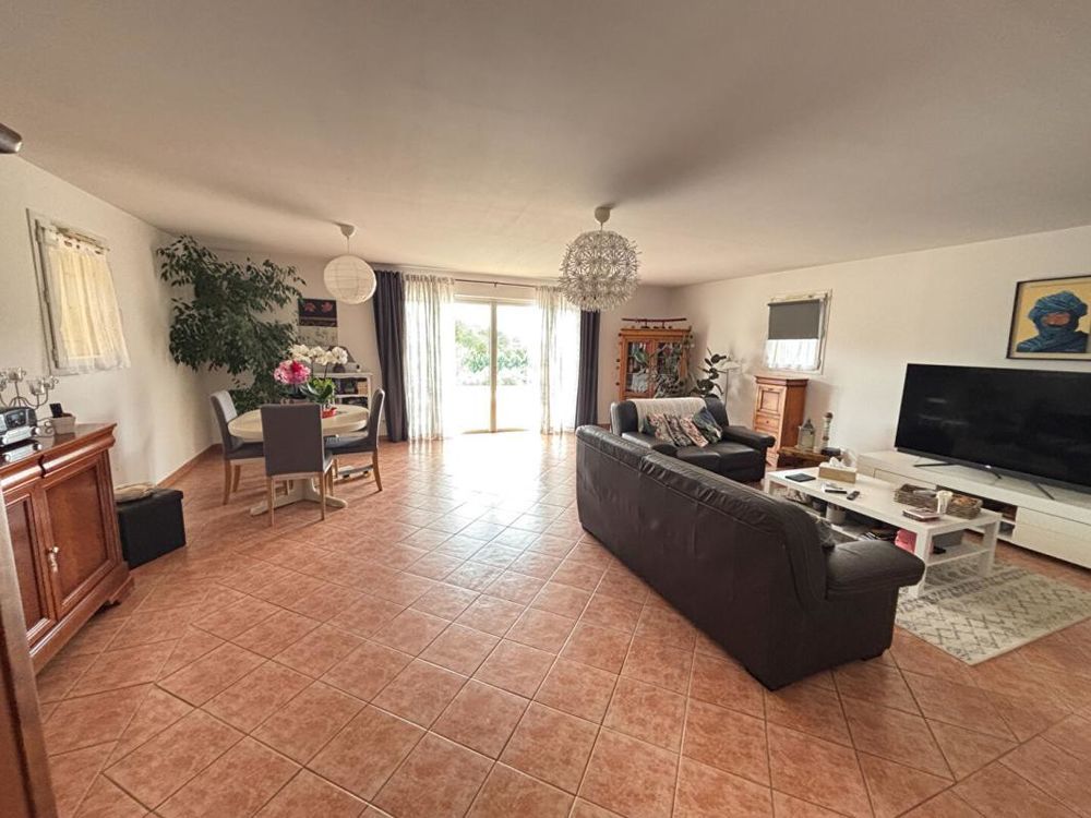 � vendre  Villa Flayosc (83780)