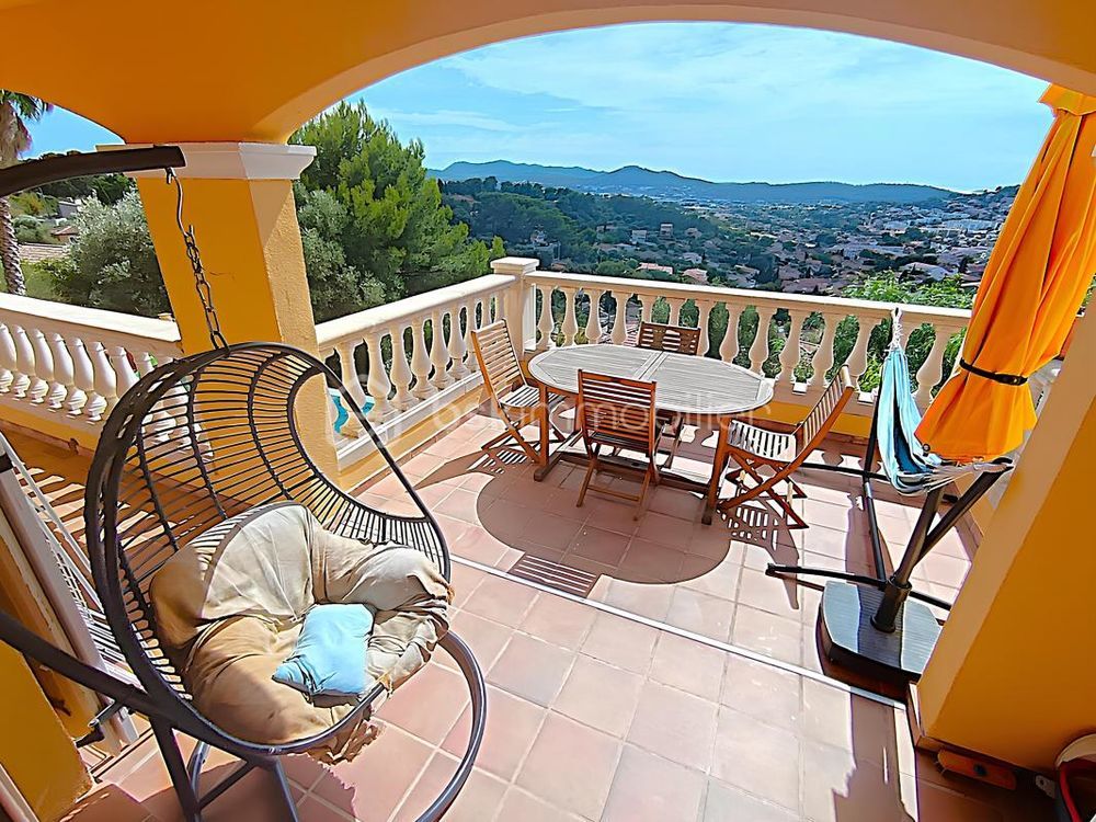 � vendre  Villa Ollioules (83190)