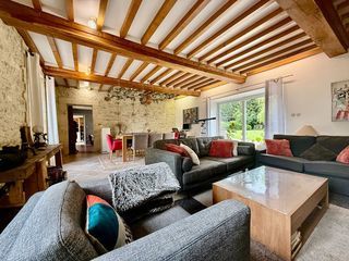  Propri�t�/ch�teau � vendre 15 + pi�ces 370 m�