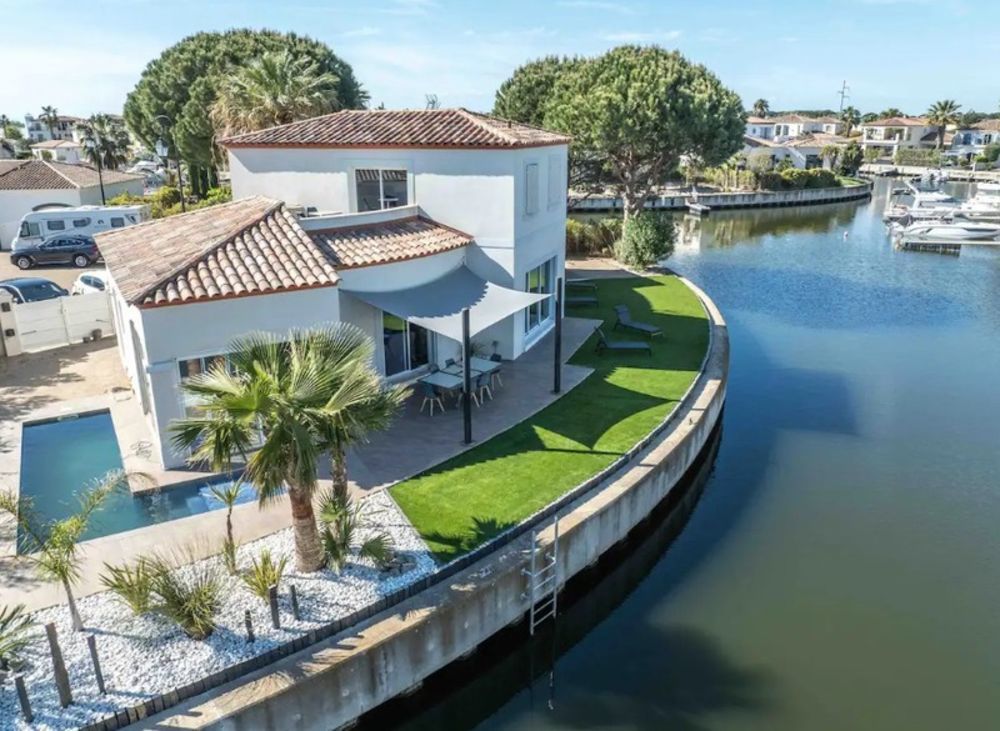 � vendre  Maison Aigues-Mortes (30220)