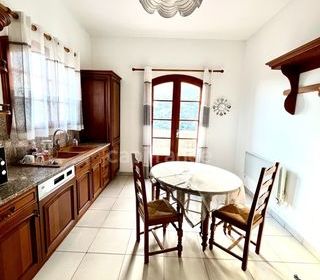  Maison � vendre 10 pi�ces 353 m�