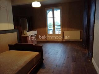  Propri�t�/ch�teau � vendre 7 pi�ces 223 m�