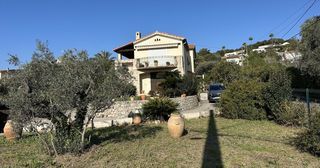  Maison � vendre 8 pi�ces 200 m�