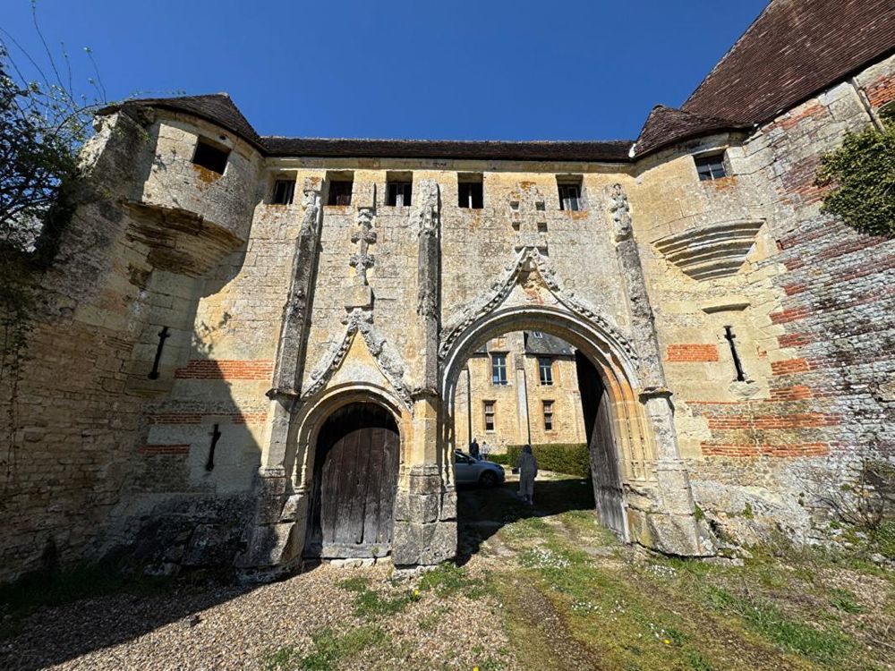 � vendre  Propri�t�/ch�teau La Houblonni�re (14340)