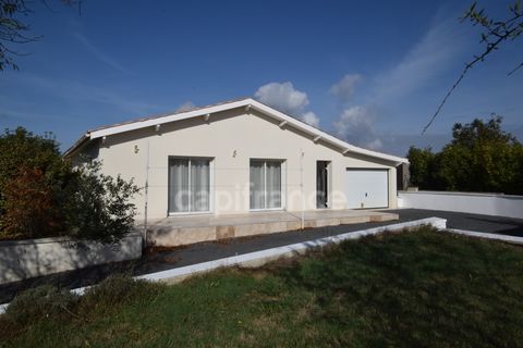   Maison de plain-pied � CASTELJALOUX (47) Maison - 4 pi�ce(s) - 119 m�