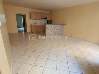  Immeuble � vendre 10 pi�ces 200 m�