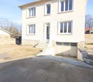  Maison � vendre 9 pi�ces 180 m�