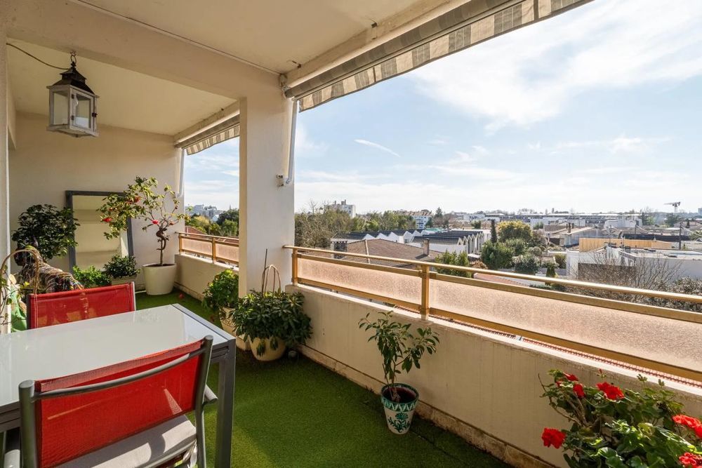 � vendre  Duplex/triplex Bordeaux (33200)