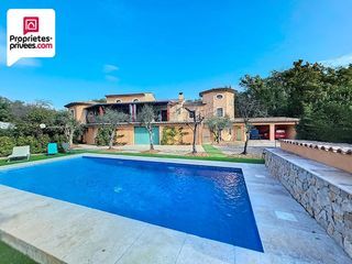  Propri�t�/ch�teau � vendre 9 pi�ces 249 m�