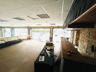  Immeuble � vendre 15 + pi�ces 300 m�