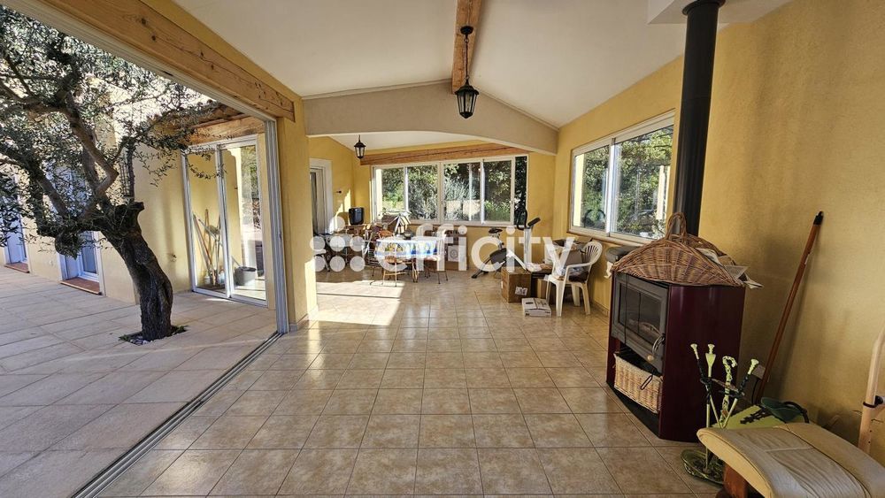 � vendre  Maison La Motte (83920)