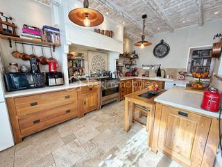  Maison � vendre 9 pi�ces 207 m�