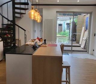  Immeuble � vendre 6 pi�ces 166 m�