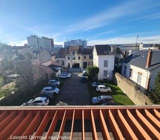  Immeuble � vendre 15 + pi�ces 710 m�