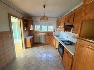  Maison � vendre 8 pi�ces 230 m�