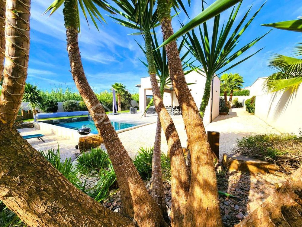 � vendre  Villa Tourbes (34120)