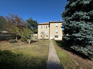  Maison � vendre 6 pi�ces 175 m�