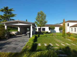  Villa � vendre 15 + pi�ces 730 m�