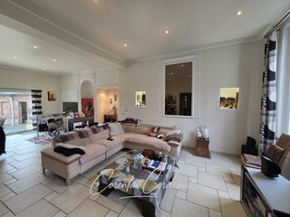  Maison � vendre 10 pi�ces 393 m�