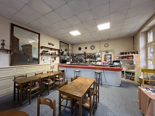  Immeuble � vendre 10 pi�ces 270 m�