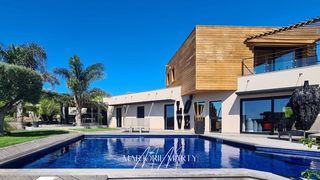  Propri�t�/ch�teau � vendre 7 pi�ces 211 m�