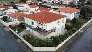  Villa � vendre 10 pi�ces 260 m�