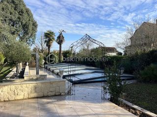  Propri�t�/ch�teau � vendre 6 pi�ces 205 m�