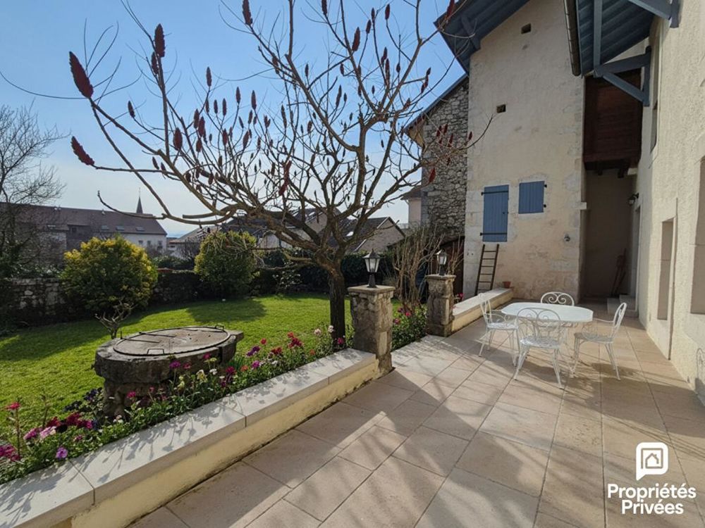 � vendre  Maison Collonges (01550)