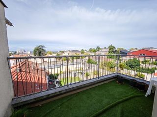  Immeuble � vendre 15 + pi�ces 304 m�