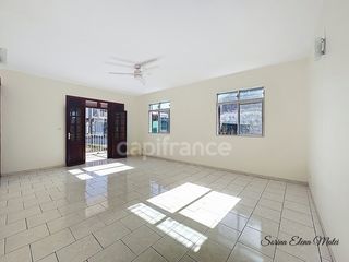  Maison � vendre 4 pi�ces 105 m�