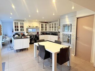  Maison � vendre 7 pi�ces 147 m�