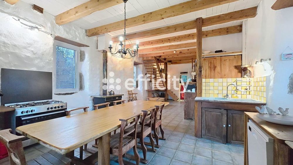 � vendre  Maison Jaujac (07380)