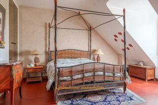  Maison � vendre 9 pi�ces 304 m�