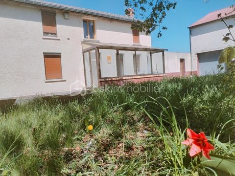   Charmante long�re sur un terrain de 9900 m� - Un havre de paix � 30 minutes de Reims Maison - 6 pi�ce(s) - 140 m�